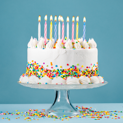 Свечи для торта с держателями MESHU "Мини", 2-х цветные, 5,5см, 24шт., блистер